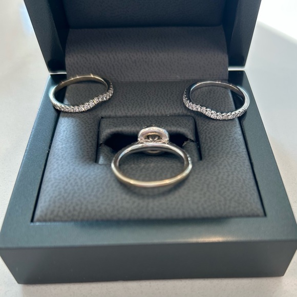 Tolkowsky White Gold Natural Diamond Ring Set Size 6.5 from Kay Jewelers - Picture 4 of 9